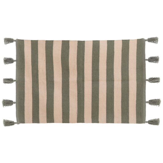 Tappeto con nappe