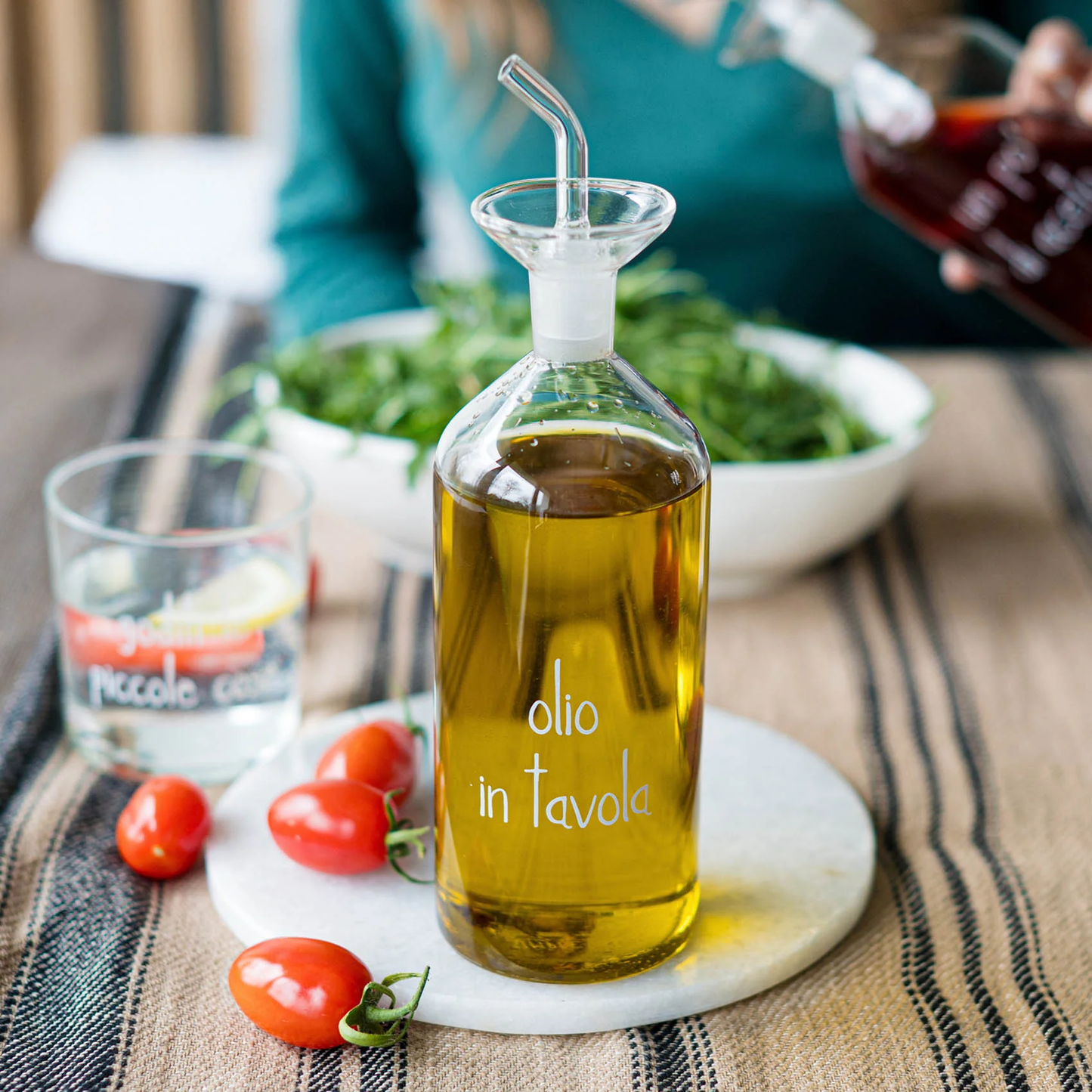 Bottiglia olio Olio in tavola